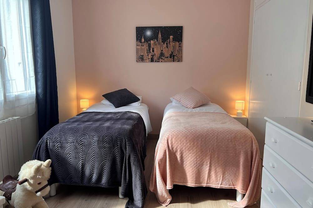 Appartement entier, Grand appartement indépendant avec jardin, au calme dans maison in Le Poët, Région de Gap