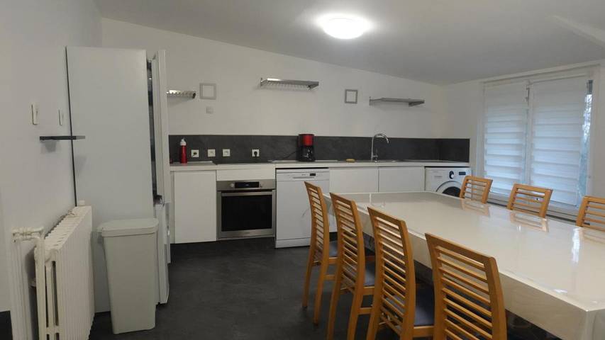 Location de vacances pour 14 personnes, avec terrasse, animaux acceptés à Saint-Ouen-des-Besaces - 2