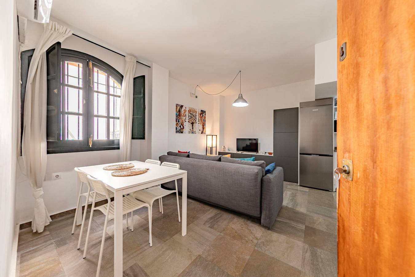 Apartamento entero, Apartamento 'Tulip' con aire acondicionado in Casco Antiguo, Sevilla