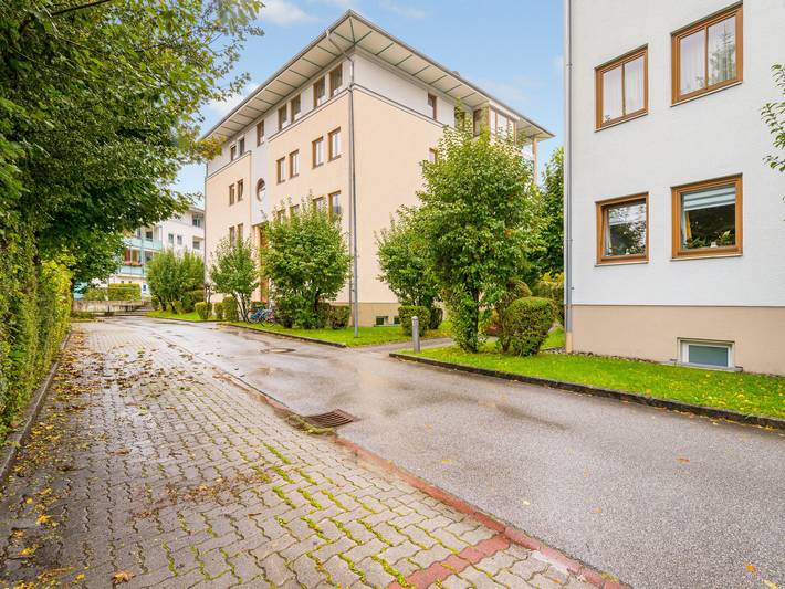 Ferienwohnung für 6 Personen, mit Balkon und Terrasse sowie Garten in Zell am See