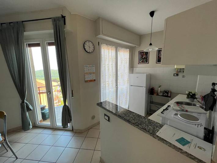 Gîte pour 4 personnes, avec balcon ainsi que vue sur le lac et vue à Colazza - 4