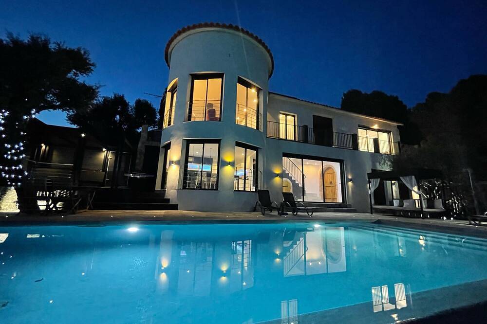 Villa Mirador-Offre du 22 au 29 août-Vue panoramique mer/montagne-Piscine 10x4m in El Mas Fumats, Roses