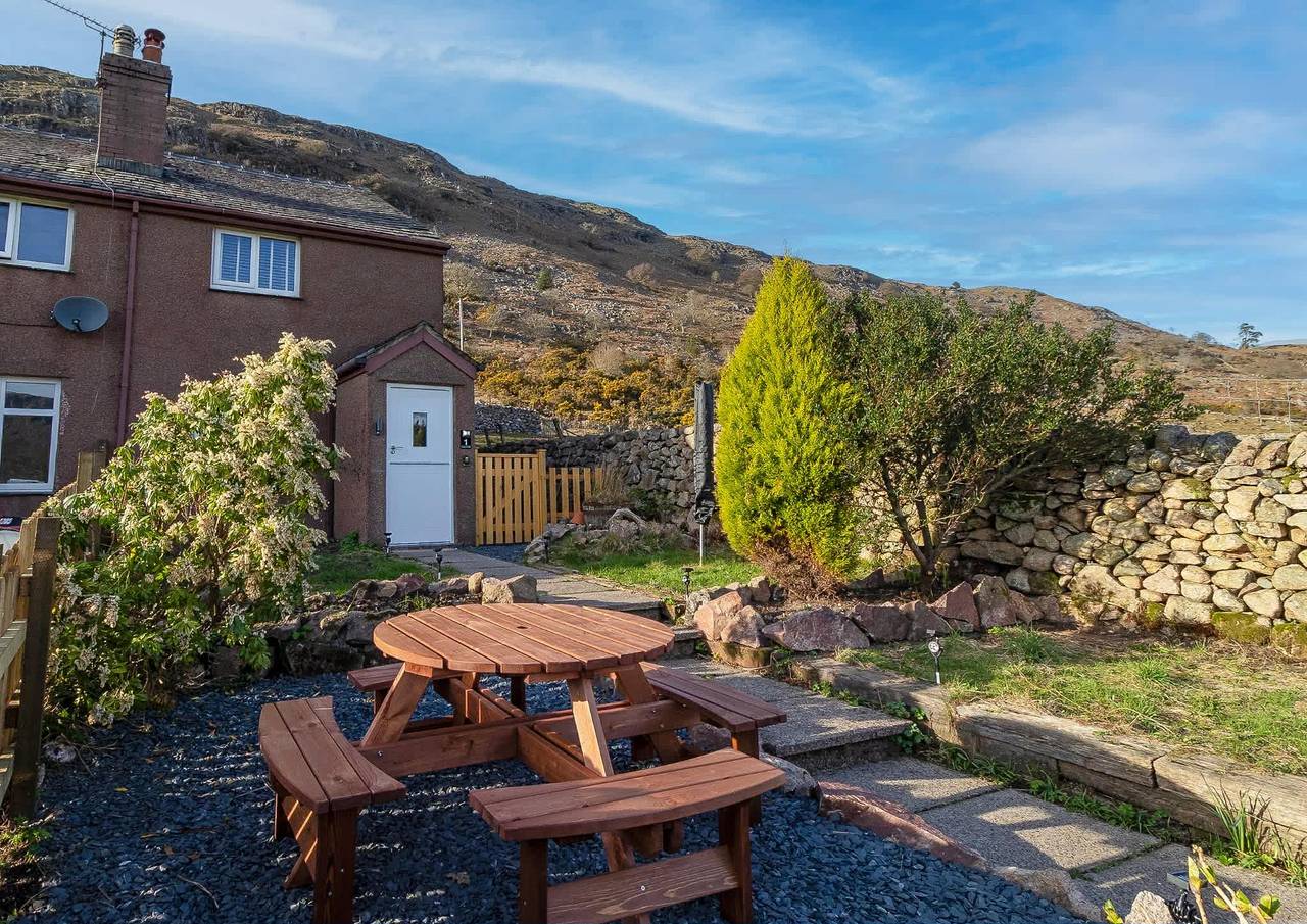 Entire apartment, Host & Stay | Dalegarth Cottage in Eskdale, Lake District