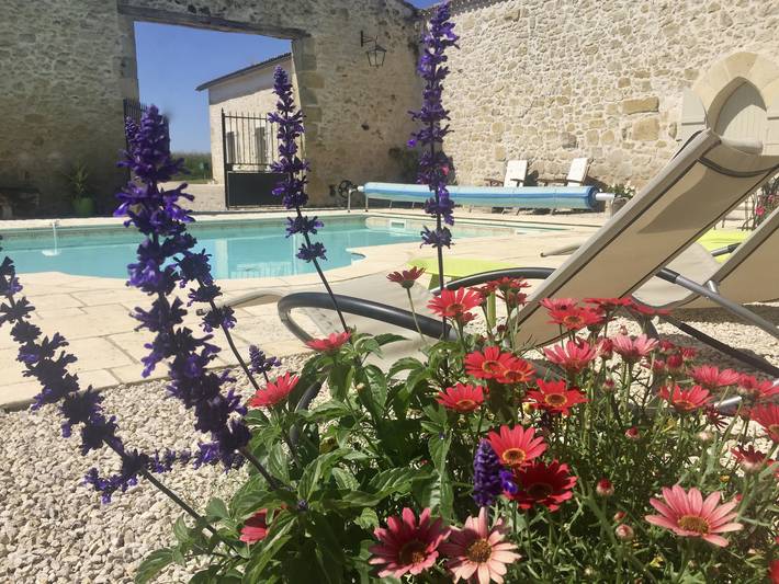 Gîte pour 2 personnes, avec piscine