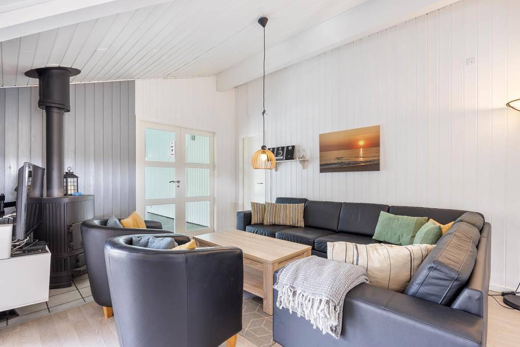 Strandnahes Ferienhaus mit Pool, Sauna, Spa und Fjordblick in Ringkøbing, Holmsland Klit
