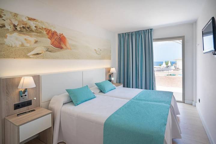 Hotel für 2 Personen, mit Balkon und Terrasse sowie Garten und Kinderpool in Cala Agulla - 3