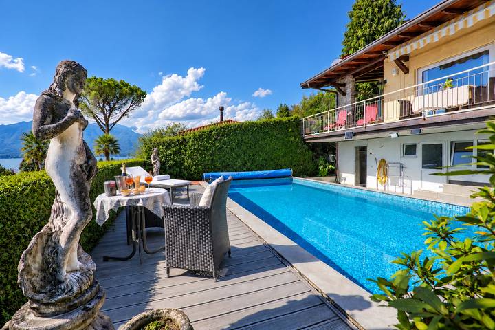 Casa Bella Vista by Lago Reisen in Il Gaggio, Comune di Luino