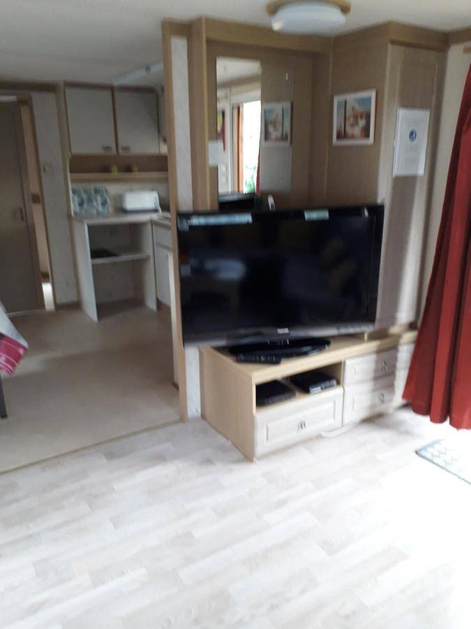 Location de vacances pour 4 personnes, avec Balcon et Terrasse ainsi que Jardin et Vue sur le lac à Chérencé-le-Roussel - 3