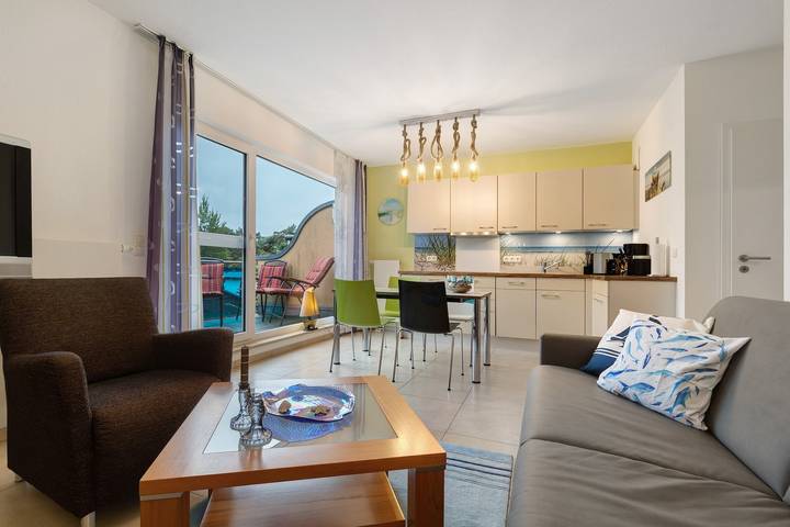 Ferienwohnung für 4 Personen, mit Balkon in Nord - Rügen