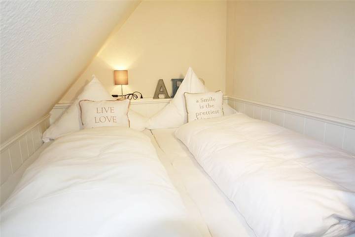 Ganze Ferienwohnung, Haus Käpt`n Hein Cors 4 Og/Dg Wohnung 04 in Nordfriesische Inseln (Schleswig-Holstein) (Schleswig-Holstein), Wenningstedt