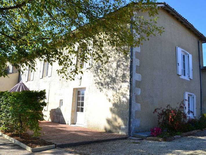 Gîte pour 6 personnes, avec jardin en Charente - 2