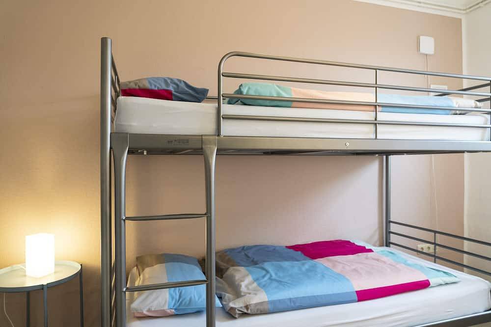 Ganze Wohnung, Ferienwohnung mit viel Platz für gemeinsame Zeit in Friedrichsbrunn, Thale