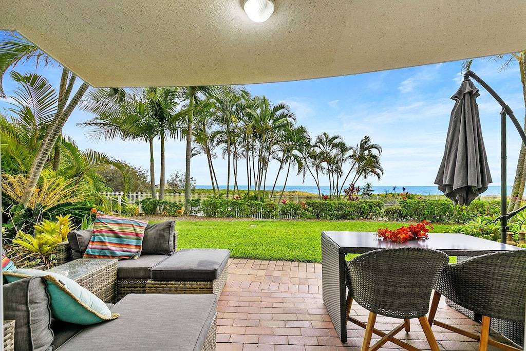 Ganze Wohnung, „Strandapartment mit Pool“ in Urangan, Hervey Bay