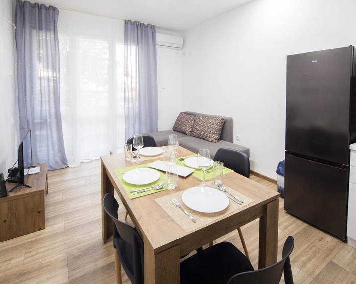 Apartament wakacyjny dla 7 osób, z Balkon i Taras oraz Ogród i Widok w Burgas