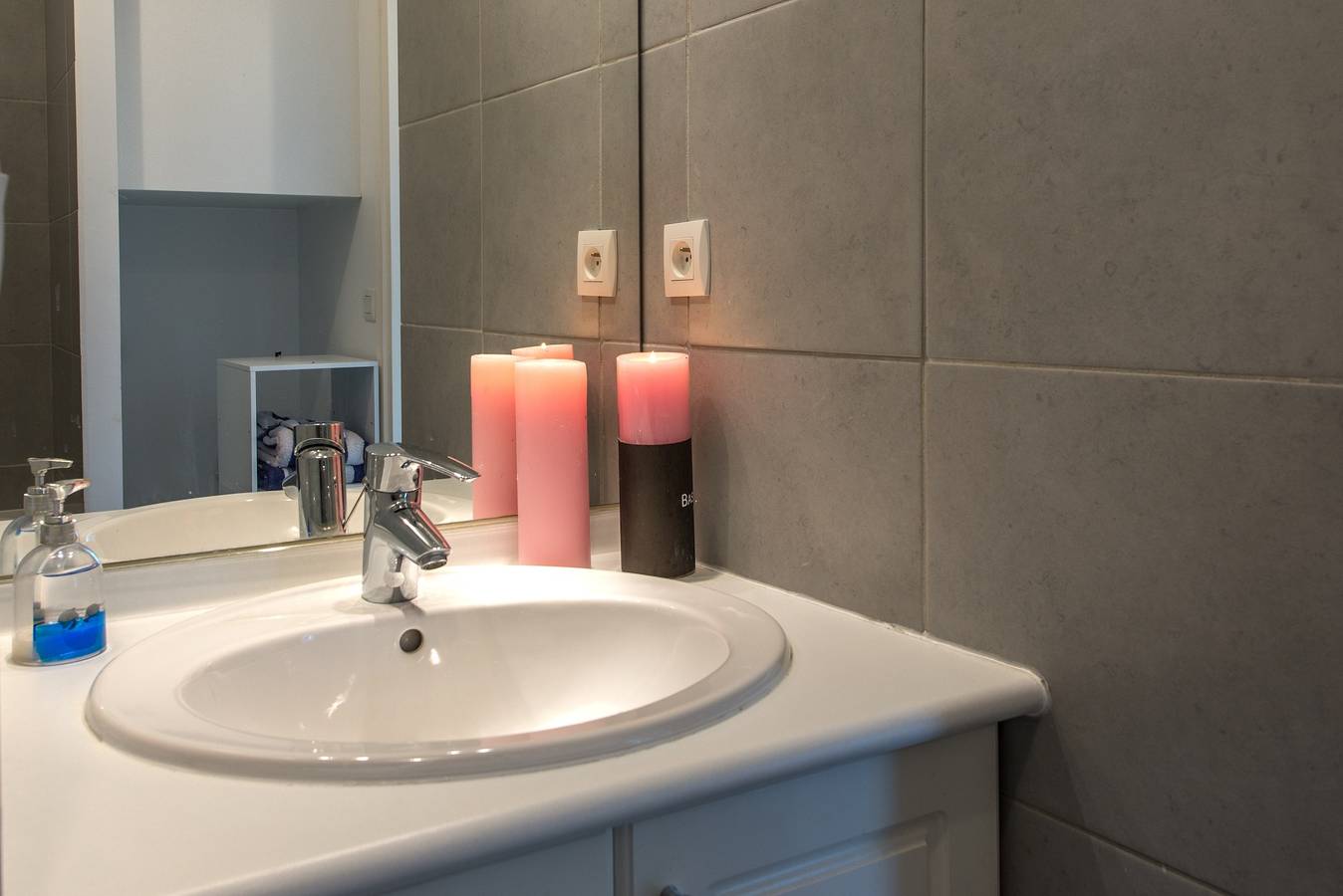 Apartamento entero, Le Studio Rivage - Surplombant le lac in Duingt, Bauges