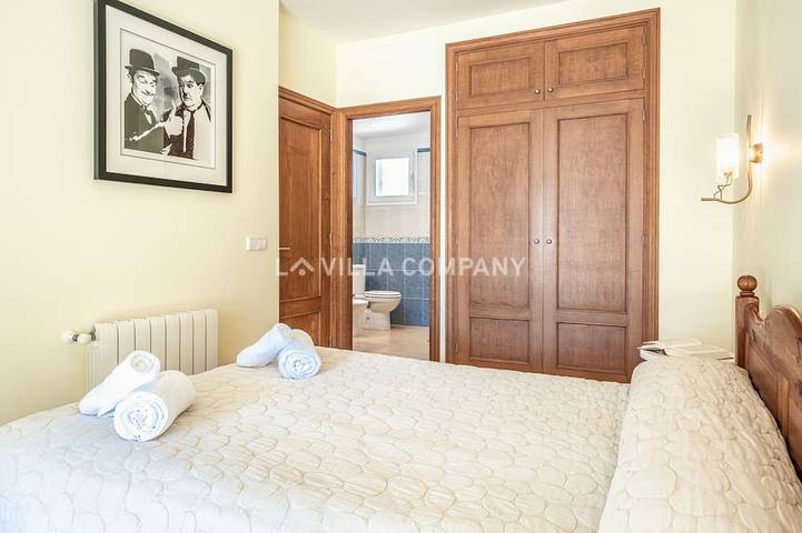 Wundervolle Villa mit Landblick, privatem Pool, Schlafplatz für 6, Klimaanlage in Binixiquer, Maó