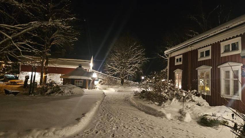 Maison d’hôte pour 2 personnes, avec jardin à Lulea