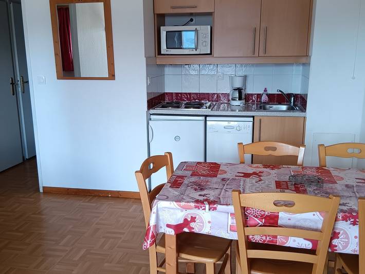 Gîte pour 6 personnes, avec piscine et balcon à Puy-Saint-Vincent - 3