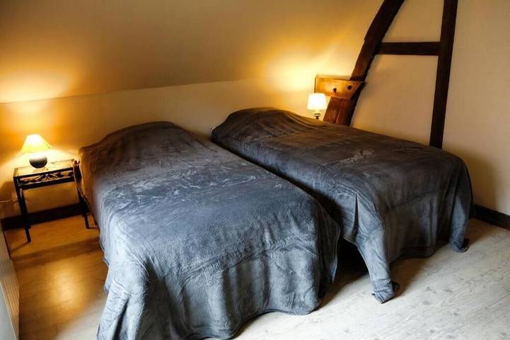 Location de vacances pour 6 personnes, avec jardin, animaux acceptés à Leuze-en-Hainaut - 3