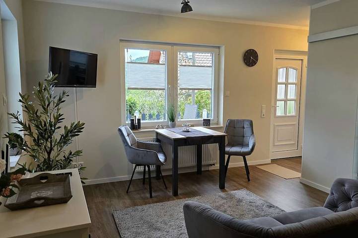 Ferienwohnung für 2 Personen, mit Terrasse in Rech