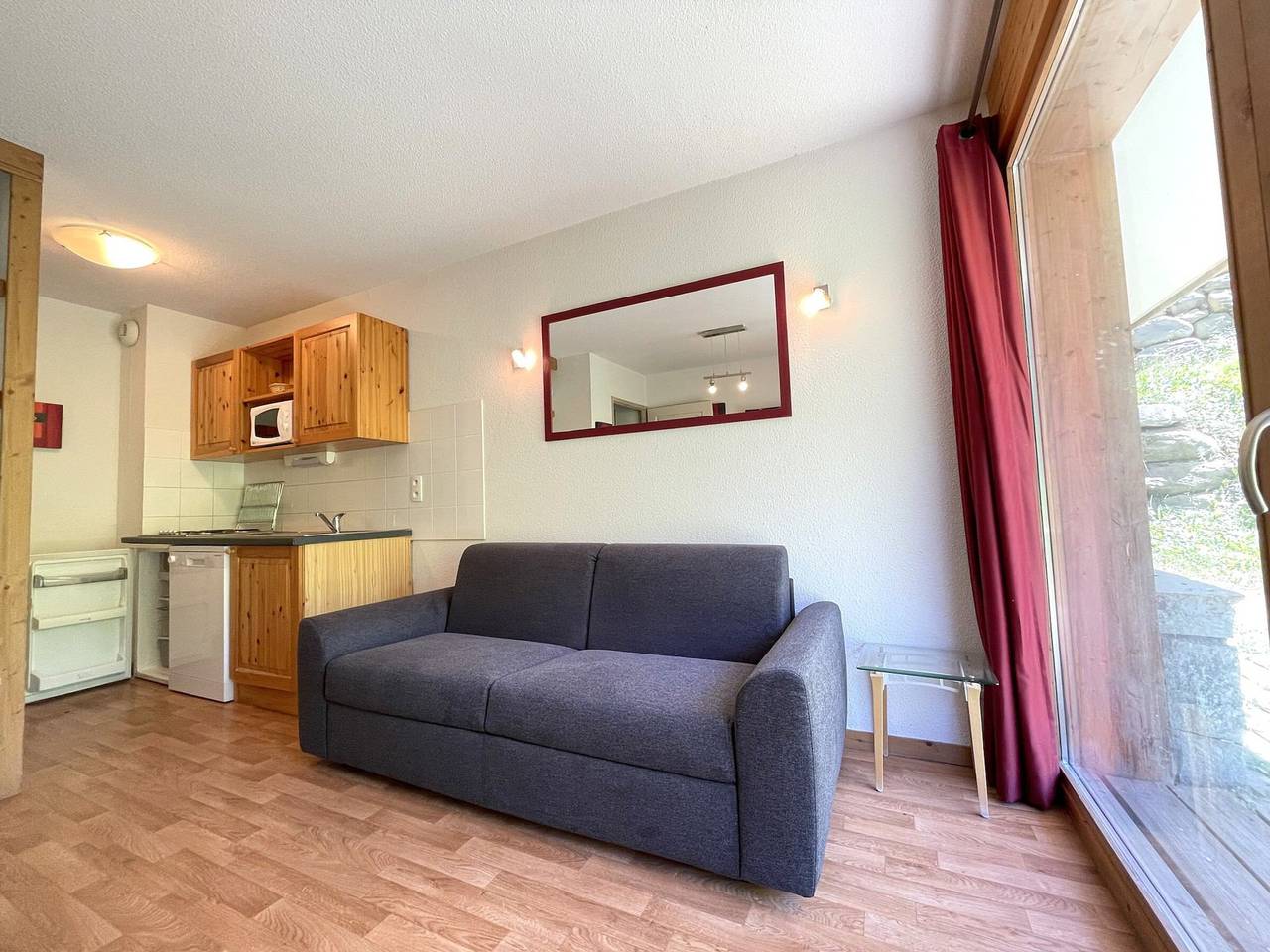 Appartement entier, Appartement cosy 4 pers, proche télécabine, non-fumeur, animaux admis in Valfréjus, Modane