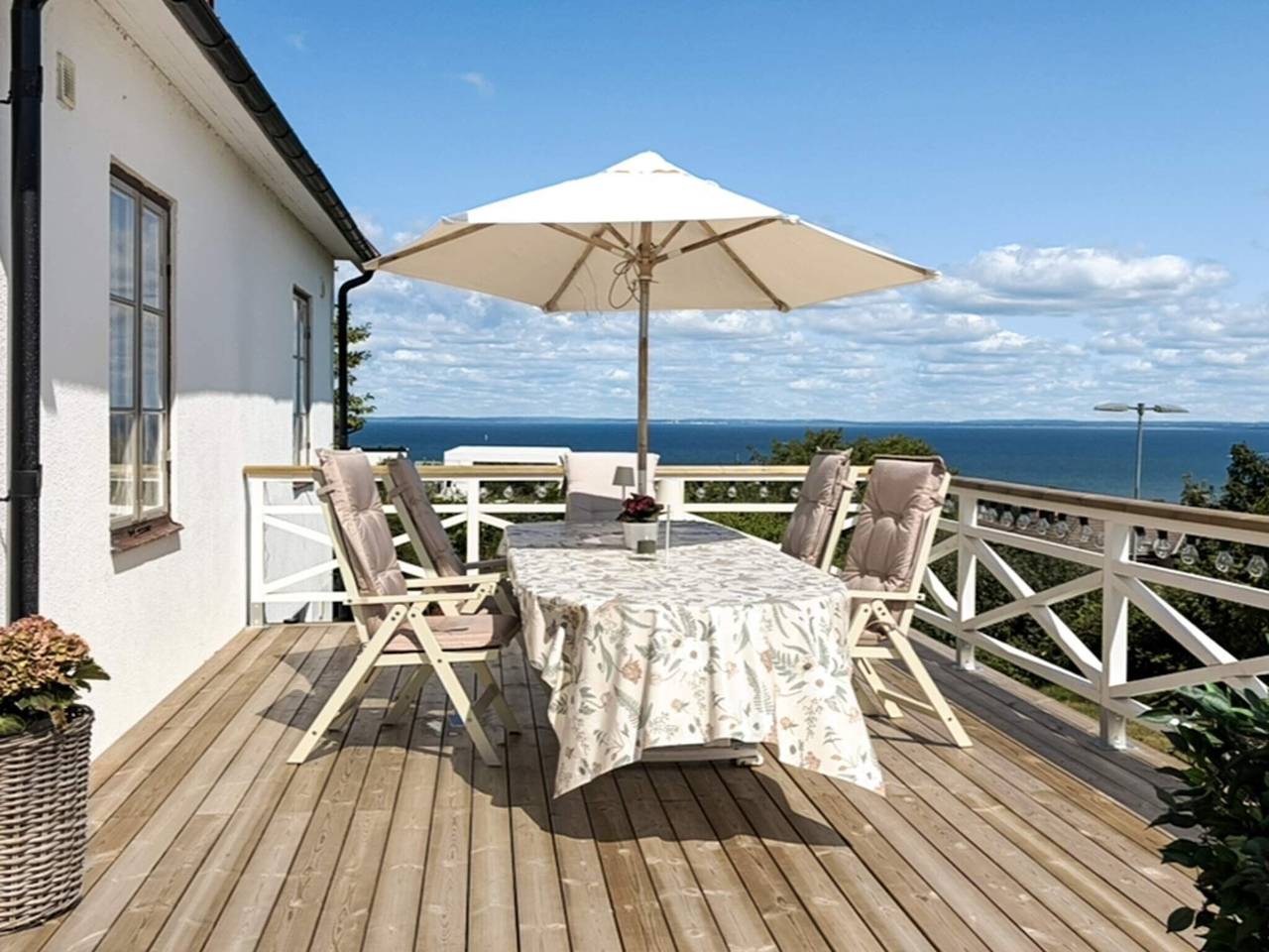 Rückzugsort an der Küste mit Aussicht in Bastad in Bastad, Bjärehalvön