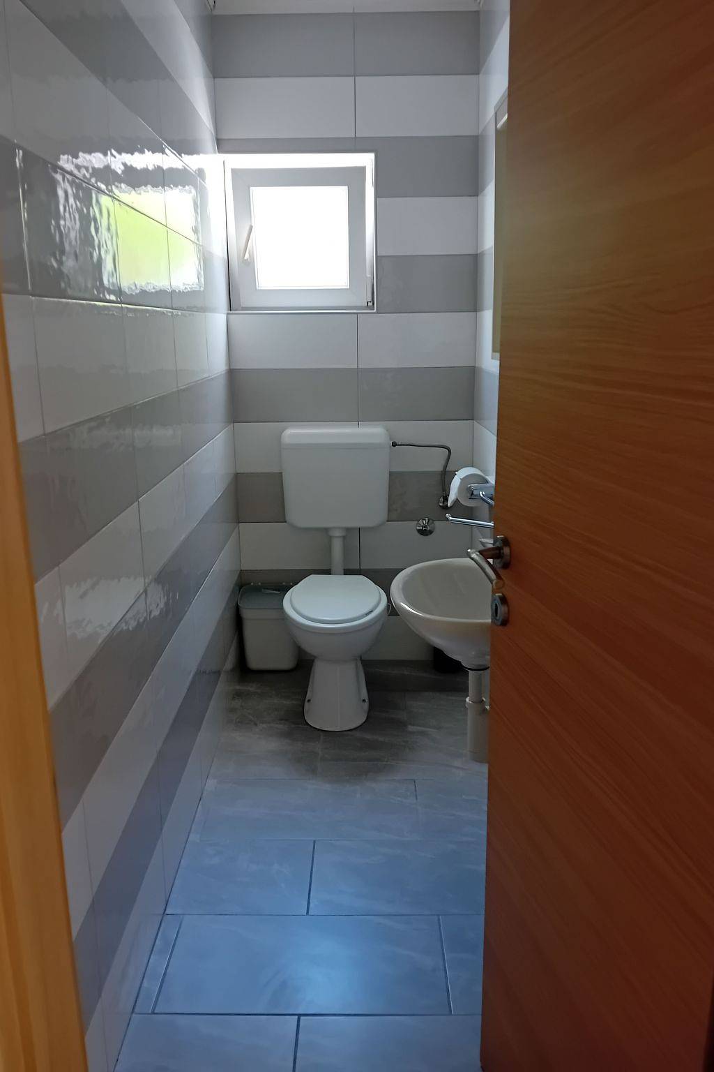 Ganze Wohnung, Delfa Pećarina in Lopar, Rab