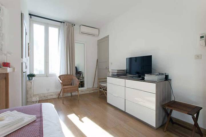 Location de vacances pour 3 personnes, avec jacuzzi et terrasse dans Arenes D Arles - 4