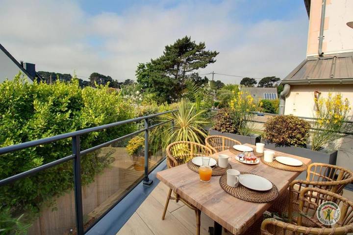 Location de vacances pour 4 personnes, avec vue et jardin dans Plage Tourony - 4