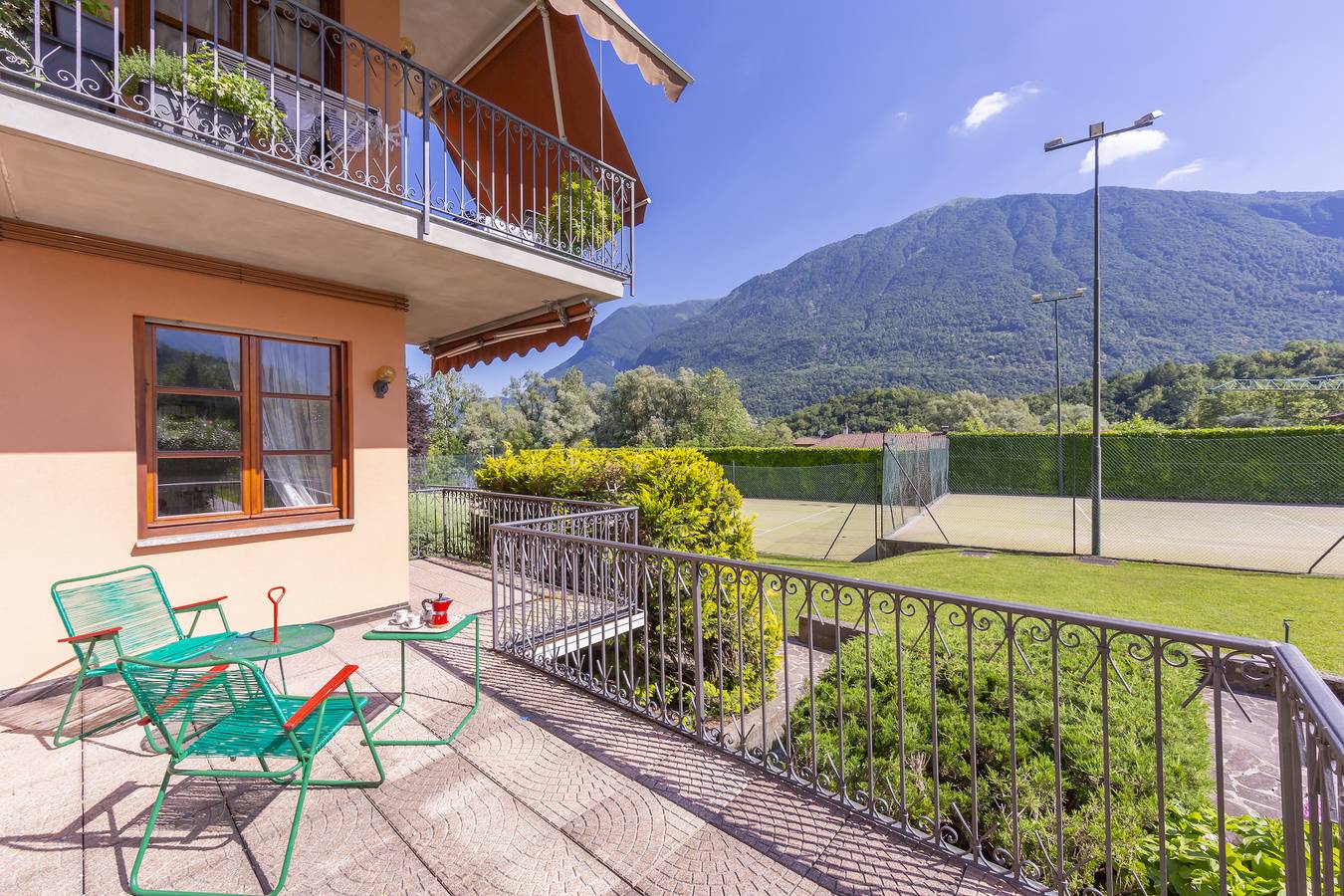 Ganze Wohnung, Carlazzo Sant' Agata Apt. 01 in Gemeinde Carlazzo, Luganersee (Italien)