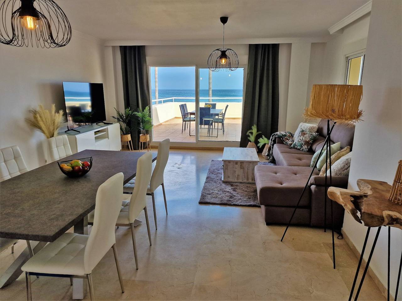 Ganze Ferienwohnung, Strandwohnung Bermuda Beach 1 in Buenas Noches, Estepona
