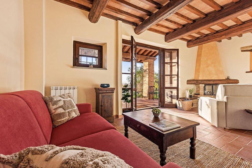 Huis met uitzicht op het meer tussen Toscane en Umbrië, foto 12