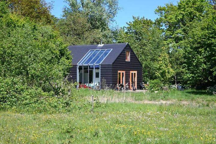 Villa für 6 Personen, mit Terrasse und Garten sowie Ausblick auf Texel