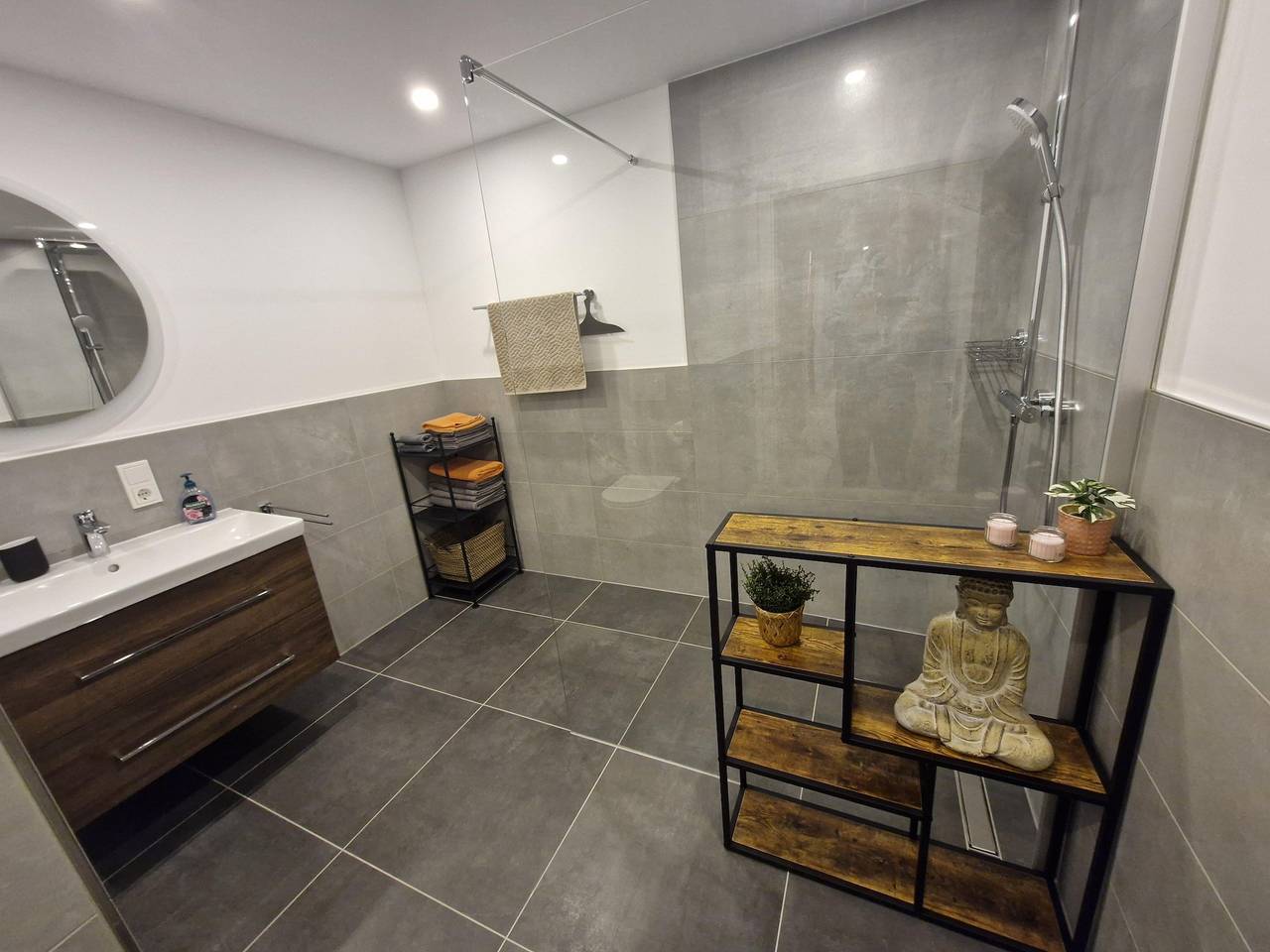 Ganze Ferienwohnung, Appartement/Fewo, Bad, Wc, 1 Schlafraum in Reil, Bernkastel-Kues & Umgebung