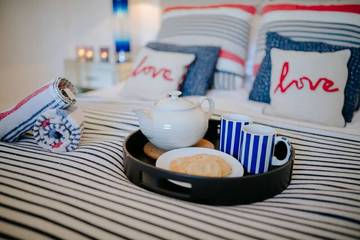 Glamping for 6 People in Swansea region, Photo 1