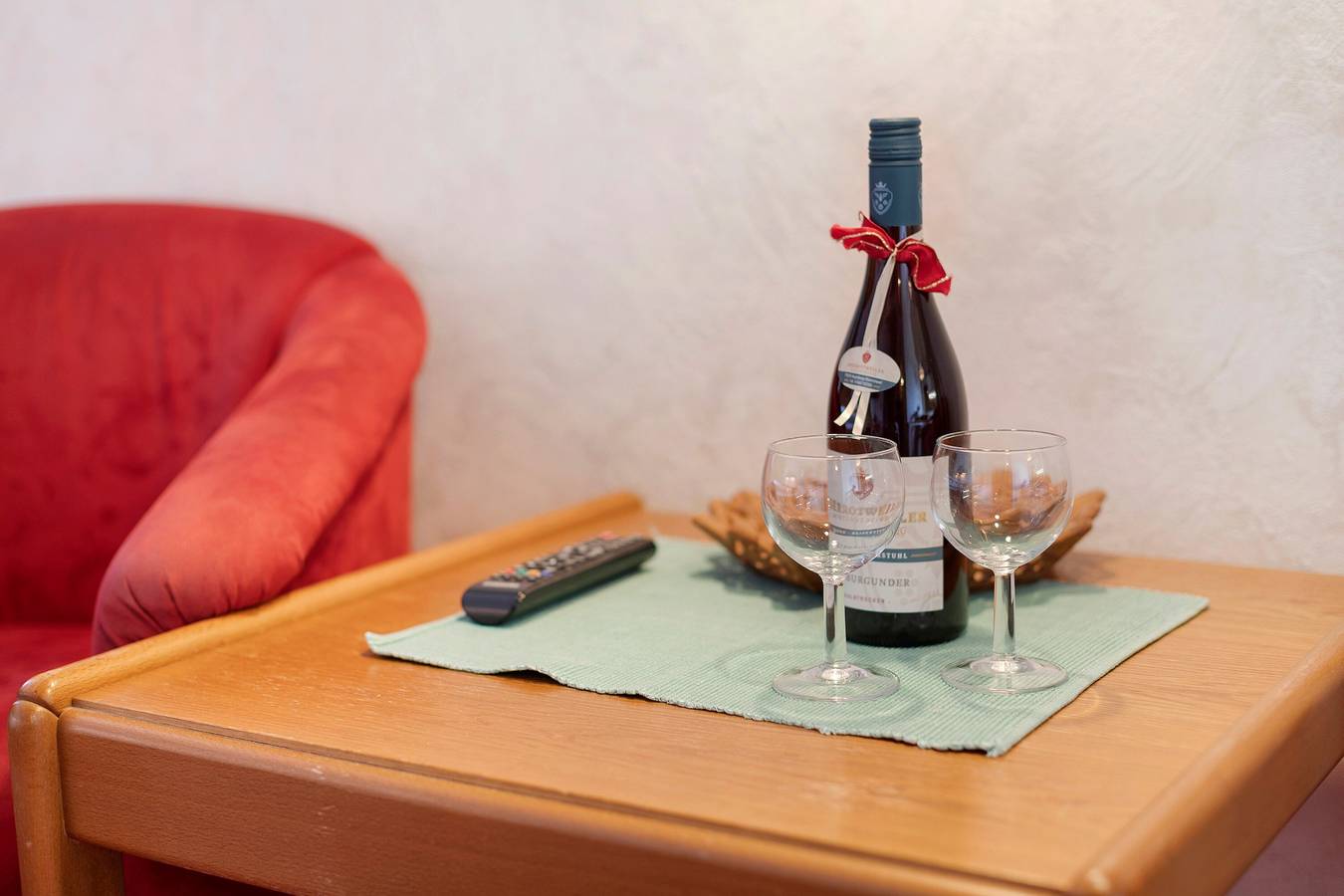 Ganzes Studio, Studio-Apartment 'Feldberg' mit Gemeinschaftsgarten, Balkon und Wlan in Saig (Lenzkirch), Lenzkirch