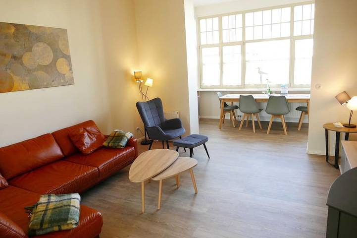 Villa für 4 Personen, mit Garten