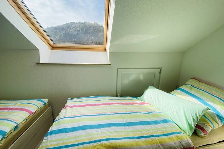 Ganze Wohnung, Neu! Ferienwohnung \"Schwarzwaldblick 1\" 100qm mit Balkon  2-6Pers.+Babybett in Untermünstertal, Münstertal