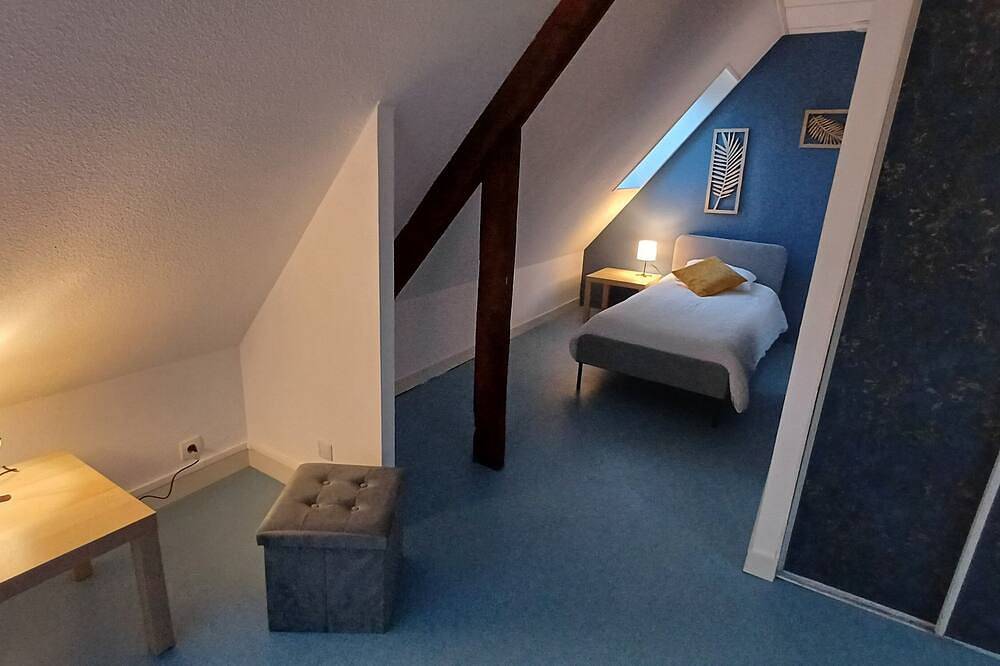 La Bonnerie - Les Combles- 2 chambres sous combles, La Bonnerie - Les Combles - 2 chambres sous in La Bouëxière, Région de Rennes