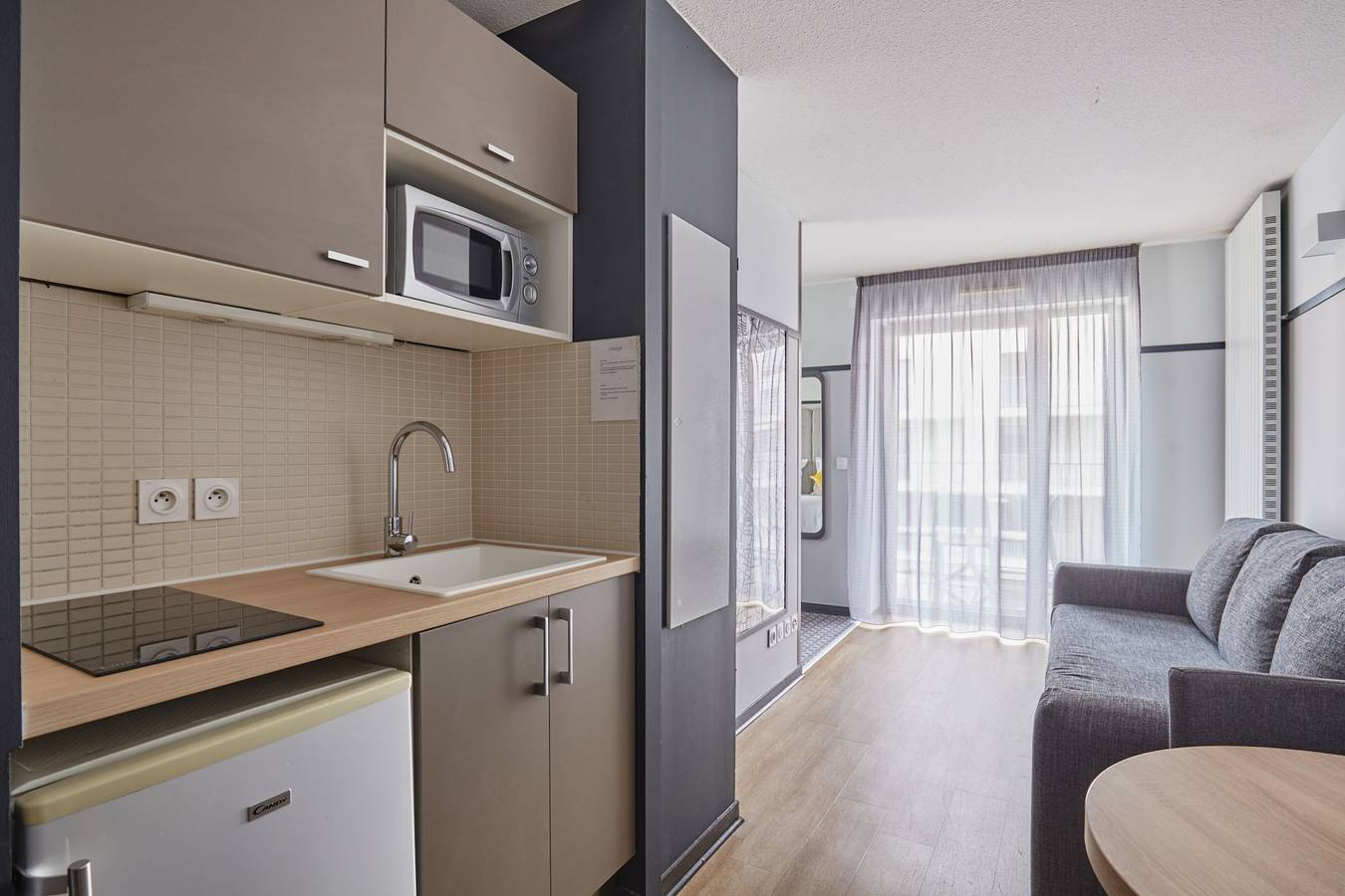 Entire studio, Appart'hôtel Odalys Confluence in Lyon, Rhône