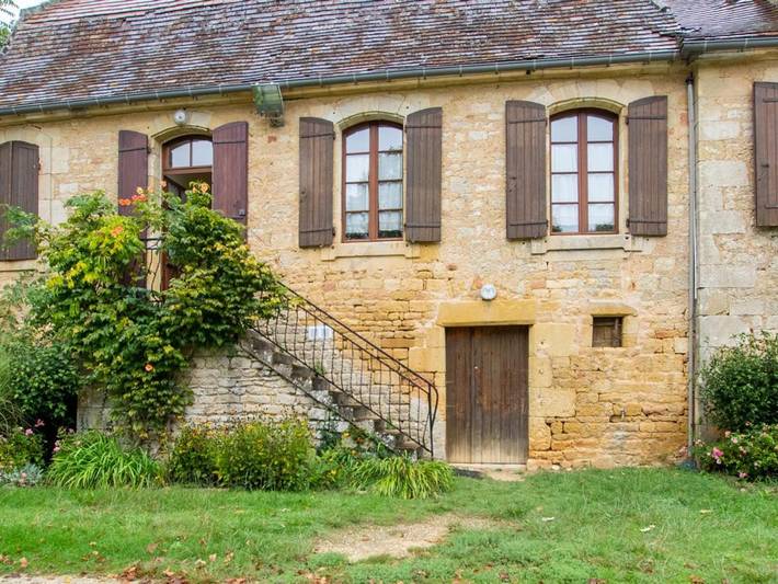 Location de vacances pour 6 personnes, avec terrasse à Saint-Cernin-de-l'Herm