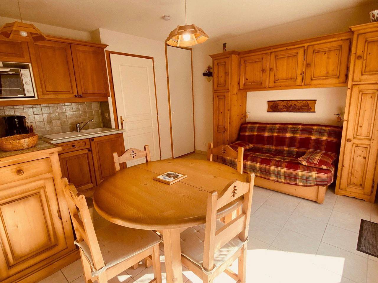 Estudio entero, Apartamento acogedor con balcón en Saint-Jean-de-Sixt in Saint-Jean-de-Sixt, Región de Annecy