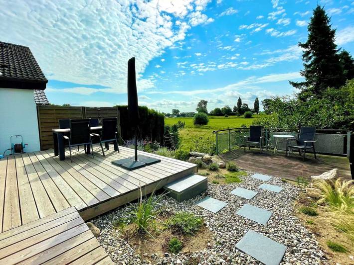 Ferienhaus für 4 Personen, mit Terrasse und Garten in Rettin