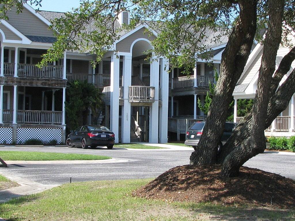 Große Mirage Eigentumswohnung im ersten Stock, werfen Sie einen Blick darauf! Haustierfreundlich auch. in Corolla, Currituck County