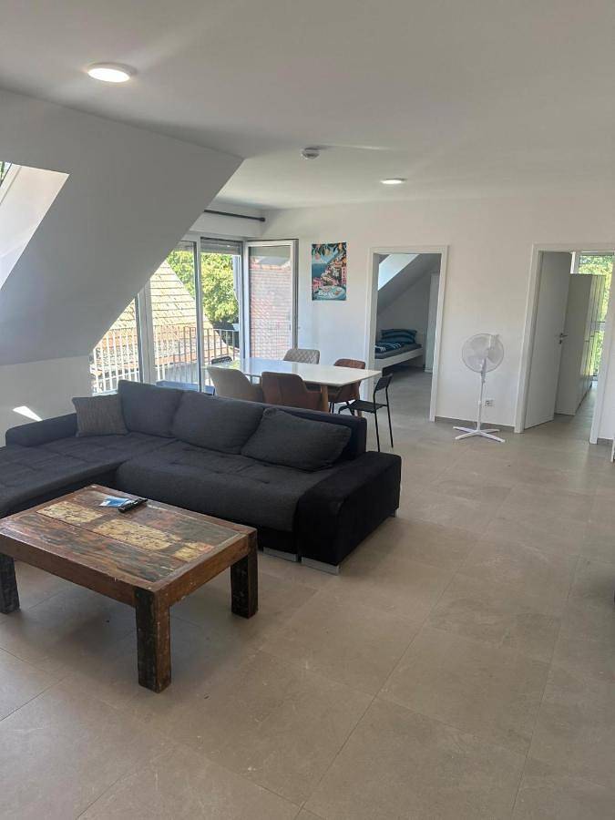 Ferienwohnung für 7 Personen, mit Balkon in Wörrstadt