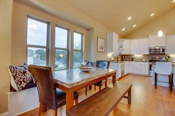 Vacation House for 8 Guests in Lake Travis, Travis County, Picture 1