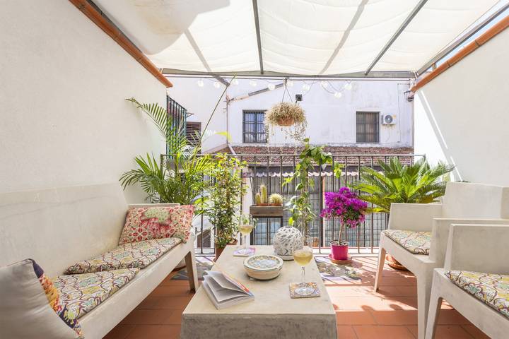 Vacation rental for 3 people, with balcony in Palermo