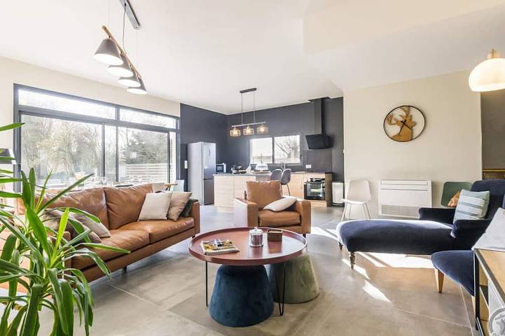 Gîte pour 6 personnes, avec Terrasse et Jardin à Lessay
