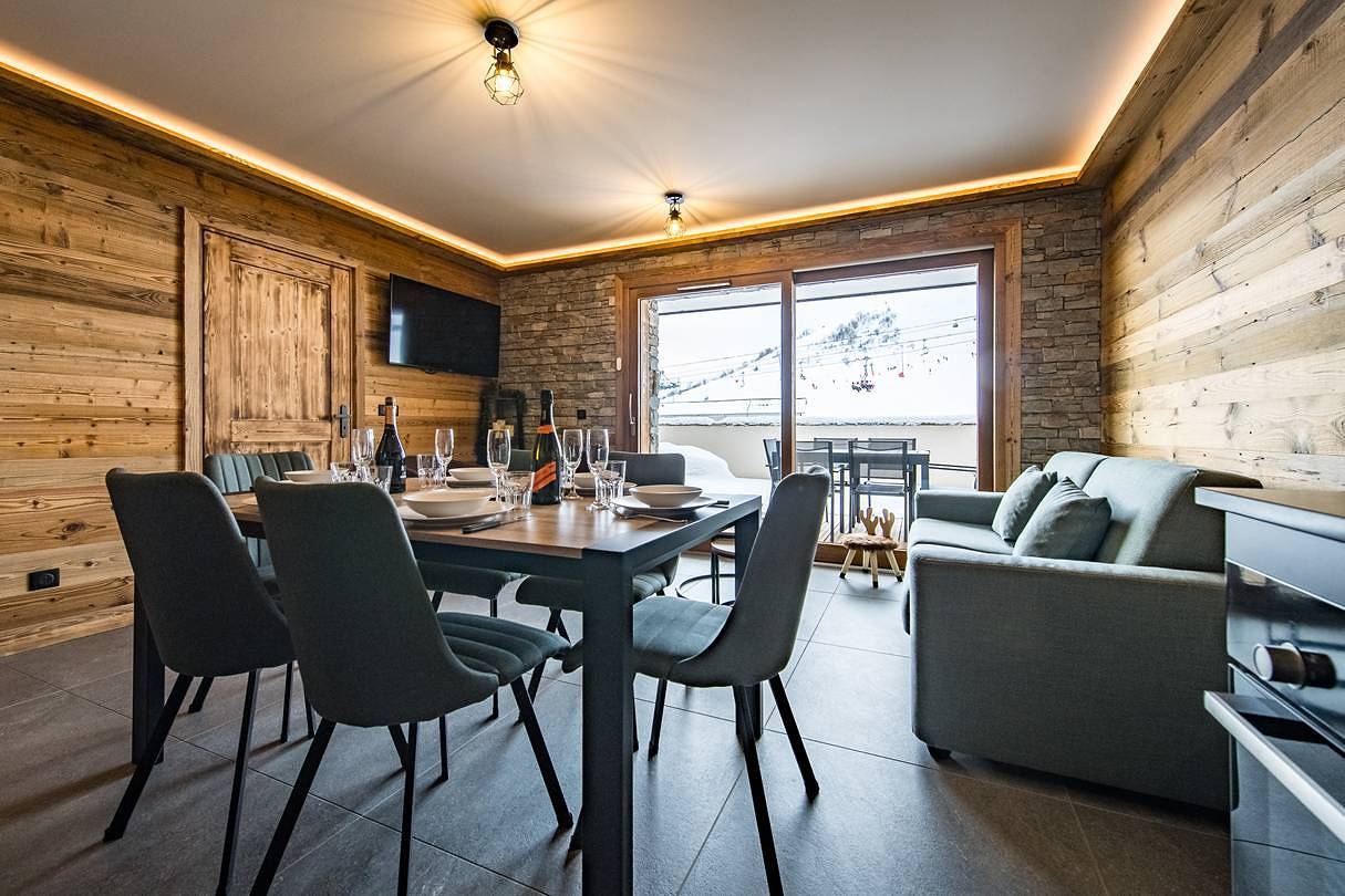 Ganze Ferienwohnung, Apartment for 6/8 people on the slopes with jacuzzi in La Toussuire, Fontcouverte-la-Toussuire