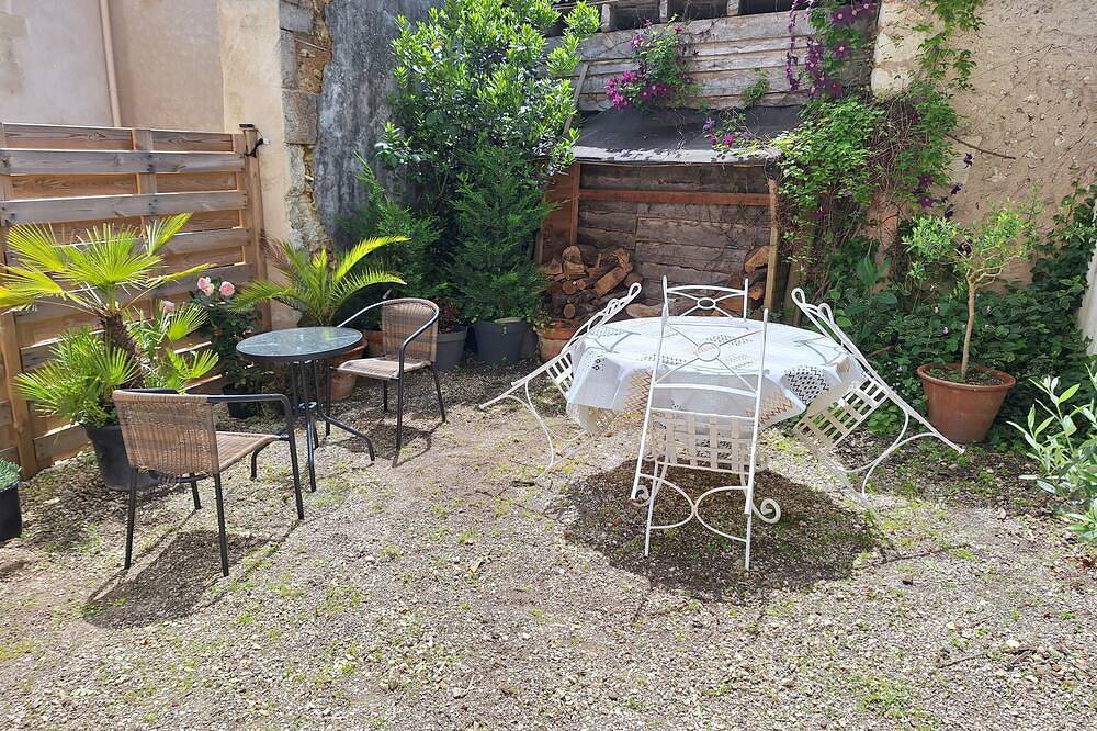 Village house (fiber) in Saint-Romain, Charente